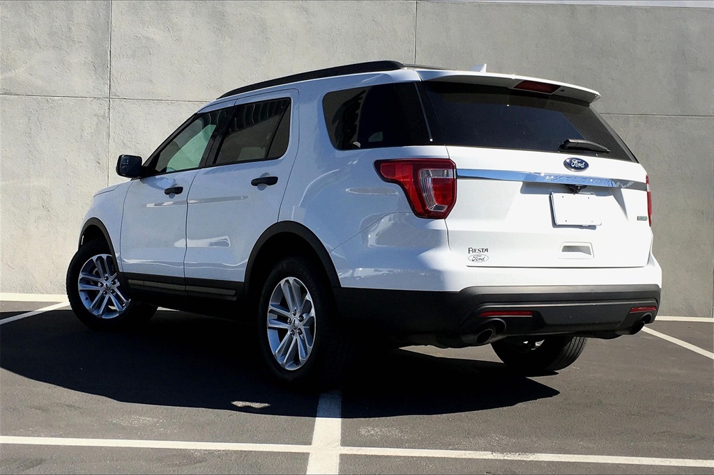 Certified Pre-Owned 2017 Ford Explorer Base FWD 4D Sport Utility