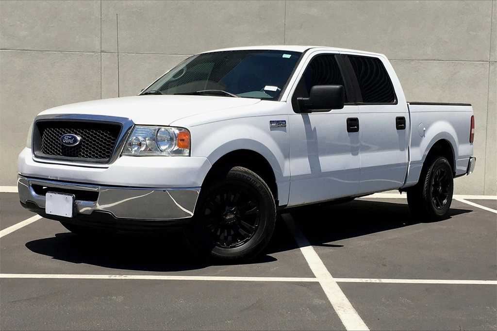 Pre Owned 2008 Ford F 150 Xlt Rwd 4d Crew Cab