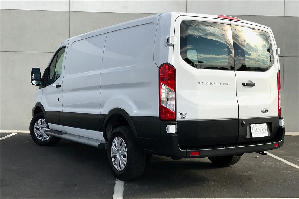 Certified Pre-Owned 2019 Ford Transit-250 Base RWD 3D Low Roof Cargo Van