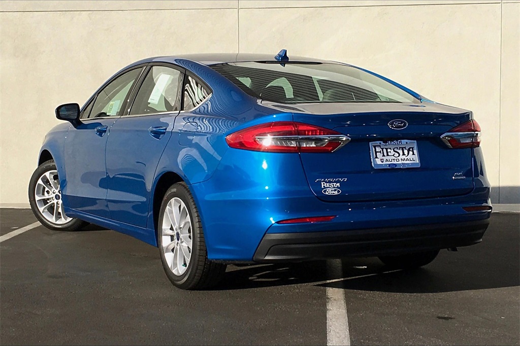 Ford fusion hybrid 2020