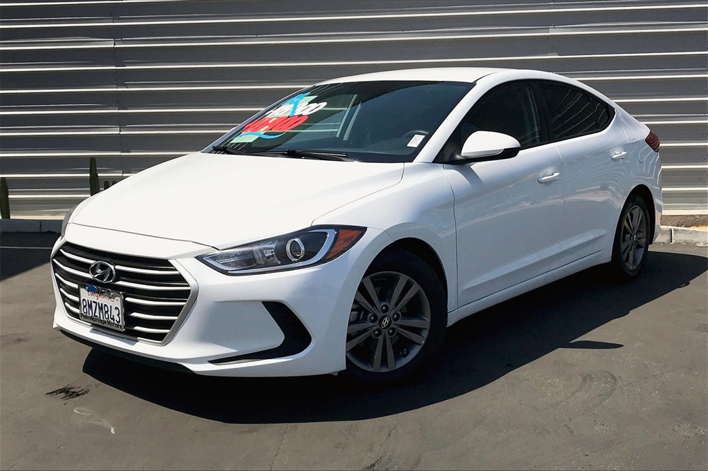 Pre-owned 2018 Hyundai Elantra Sel Fwd 4d Sedan