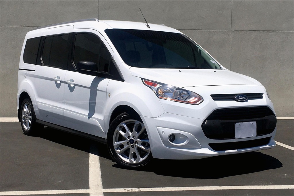 Certified Pre-Owned 2017 Ford Transit Connect XLT FWD 4D Wagon